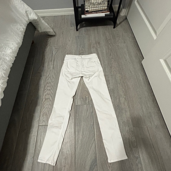 LIKE NEW! Women's Rag & Bone White Slim Boyfriend Jeans - 26 - Picture 6 of 13